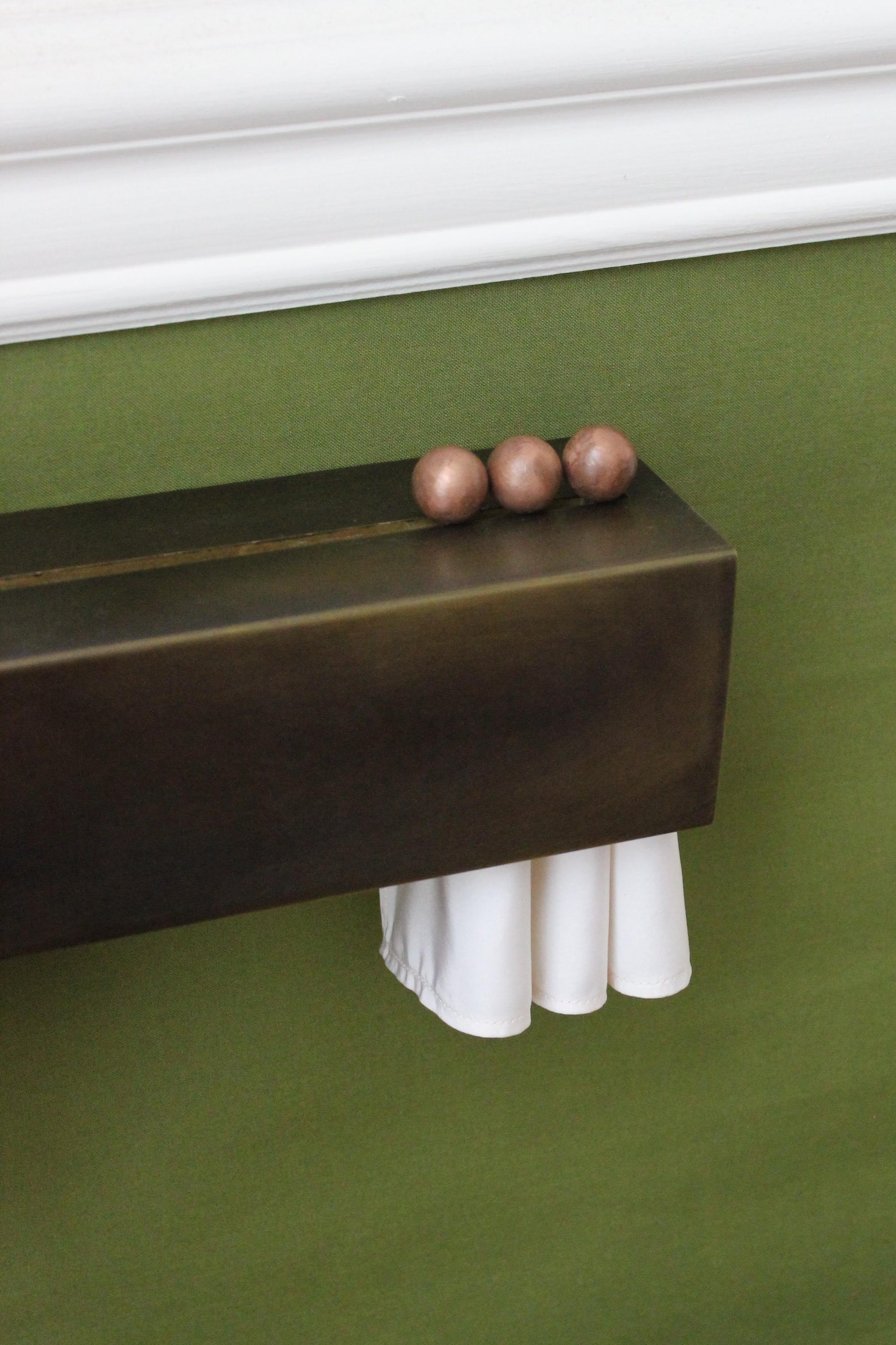 Renaissance Curtain Sconce